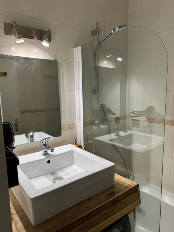 Cocon Au Coeur De Chamonix Avec Parking Gratuit Apartman Kültér fotó