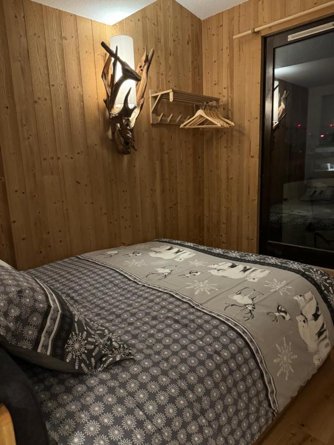 Cocon Au Coeur De Chamonix Avec Parking Gratuit Apartman Kültér fotó