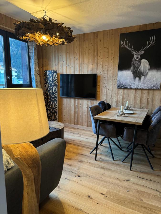Cocon Au Coeur De Chamonix Avec Parking Gratuit Apartman Kültér fotó