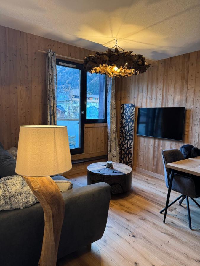 Cocon Au Coeur De Chamonix Avec Parking Gratuit Apartman Kültér fotó